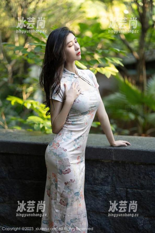 秀人网 - 曦宝儿的姐姐，大概是我见过最会摆姿势的精选写真。