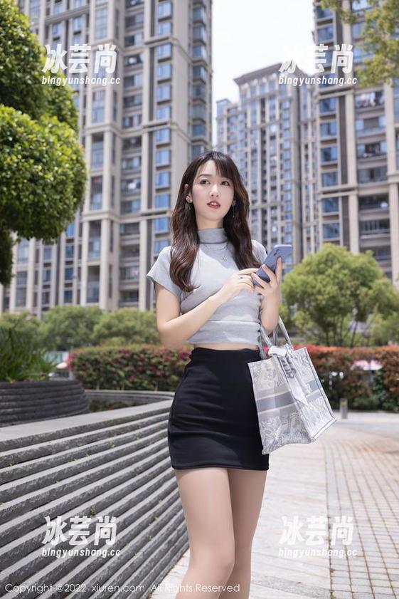 秀人网-软情 秀人网 - 软情这波最新女仆造型,是谁设计的?我已经想追着她去求个签名了。