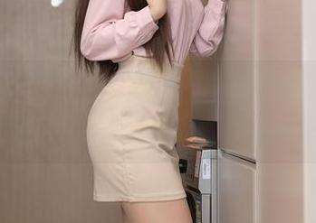 秀人网 – 婚纱与闵妮的碰撞，图集她的优雅与我脑海中那只不羁的小鸟交织着。