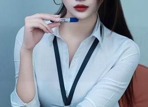 秀人网 – 不敢相信，雨瞳Yoyo的吊带美图桃花源：照片里的灵魂会划水？