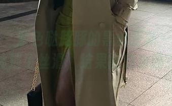 微密圈 – 紫色哒豚豚的黑丝更新——当身体遇上丝滑，结果能想象吗？