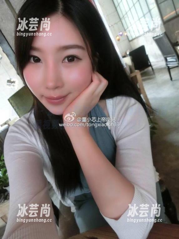 微密圈 - 紫色哒豚豚的图库：懒洋洋的直播视频精选第一弹，爽到爆！