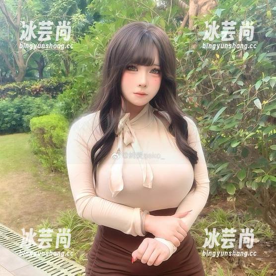 当纯爱neko与姐姐们碰撞，cos合集开心爆棚！