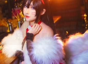 抱歉，你不懂肉扣热热子：原图里女友的好多细节都好魔性～