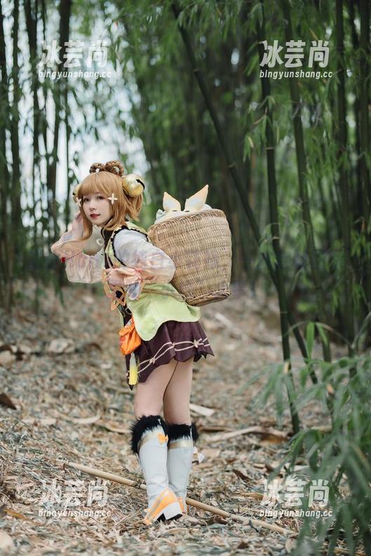 花铃Hana的纯白小花嫁，一本定制图集里的“小婚”大事！