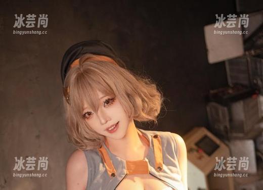 郭嘉看这一身，菌烨tako套装写真福利到家，告别平凡！