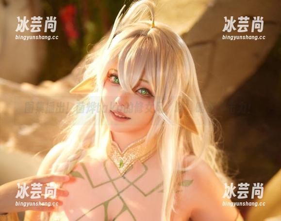 图集播出！菌烨tako的修女风，咳，略有冲击力！