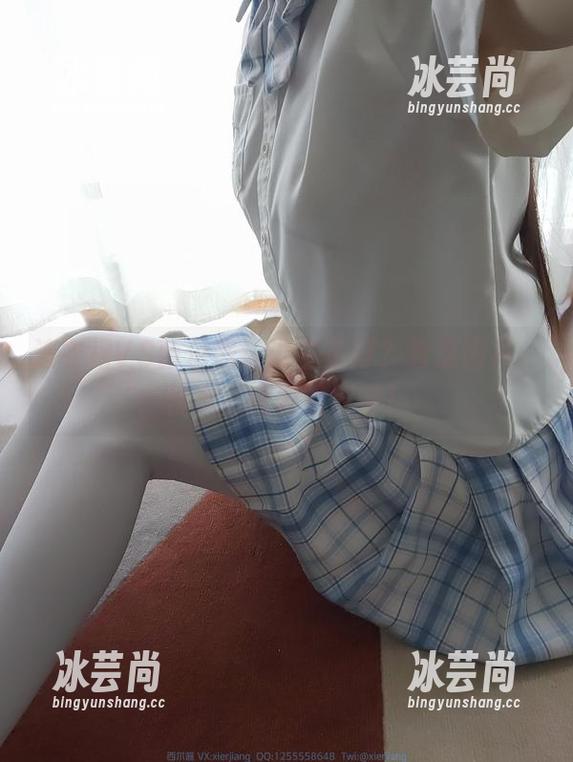 连衣裙VS西尔酱：谁主沉浮？看这图片，根本不需要投票嘛！