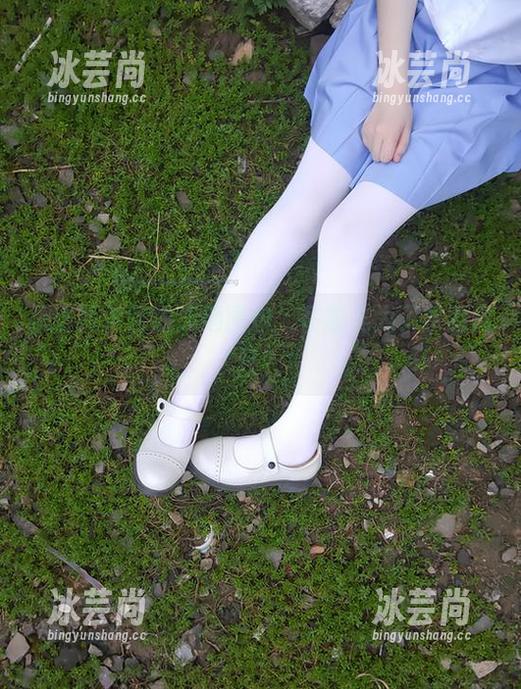 探访西尔酱的泳池图包，在哪儿为了水而疯狂？
