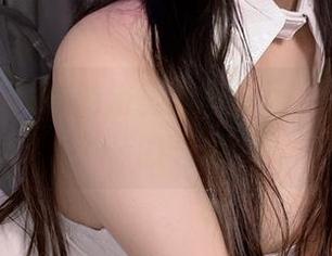 阿九从不咕咕的浴室：图片里，一点点暧昧的气息