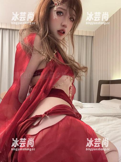 阿薰kaOri的丝袜之旅：美图，看谁更胜一筹？