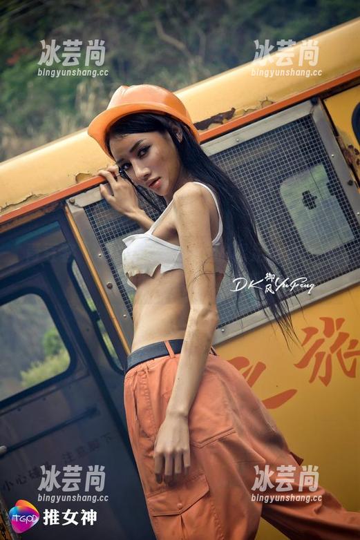 青豆客 - 雨婷goddess的裸足合集，光看她的脚就已经陶醉