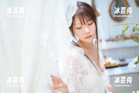 私房开心果：香草喵露露的女友怎么这么可爱