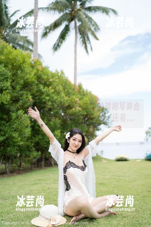 魅妍社 - 鲍妮boonie和她的旗袍写真合集，风中飘扬的不仅是衣服，还有....