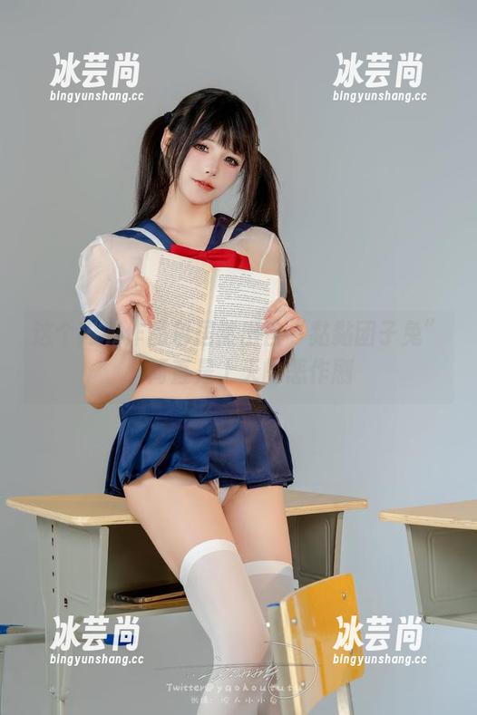 这个内衣作品包居然出自“黏黏团子兔”，简直是上天的恶作剧